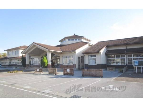 六荘認定こども園