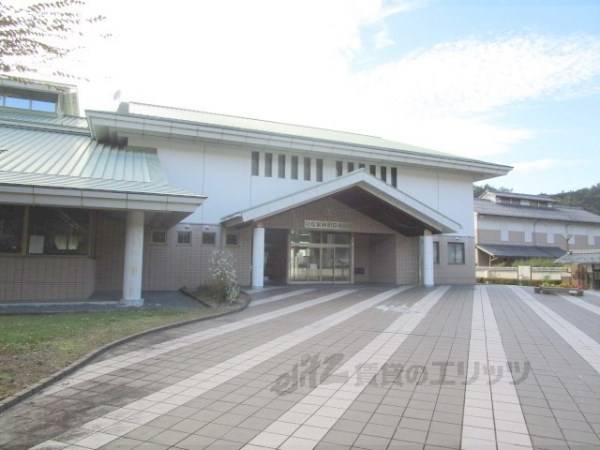 浅井図書館
