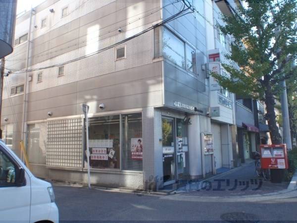 丸太町川端郵便局