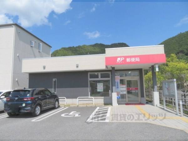 氷上市辺郵便局