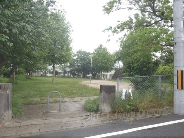 万帖敷児童公園