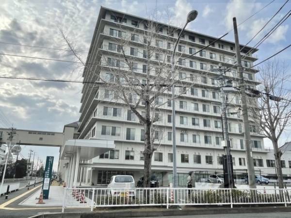 天理よろづ相談所病院東・西病棟
