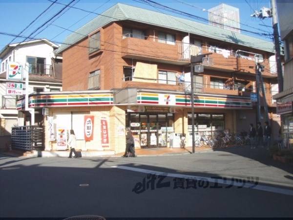 セブンイレブン　京都深草直違橋店