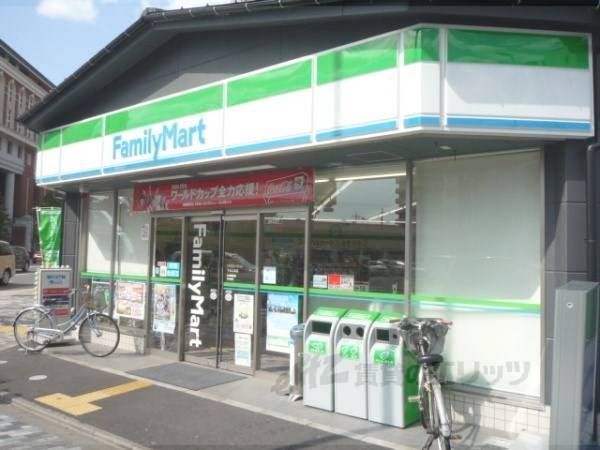 ファミリーマート 千本三条店