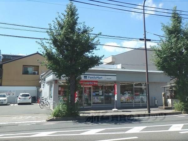 ファミリーマート 堀川御池店