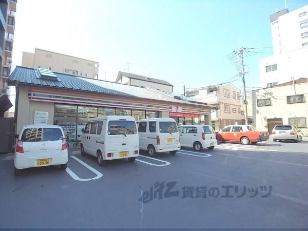 セブンイレブン　京都出世稲荷前店