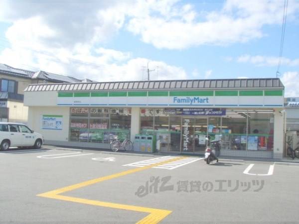 ファミリーマート 梅津段町店