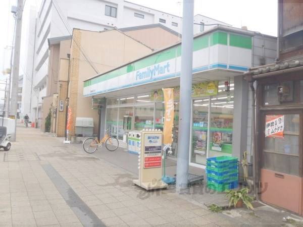 ファミリーマート 唐橋羅城門町店