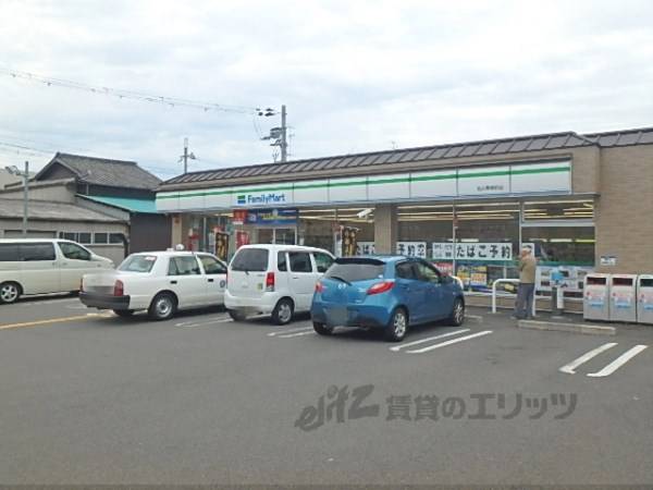ファミリーマート 北山栗栖町店