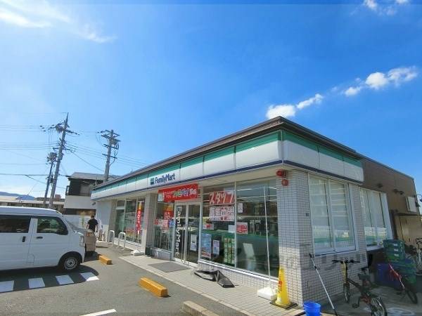 ファミリーマート 大津大萱店