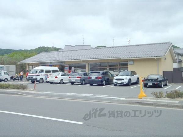 セブンイレブン 京都福王子