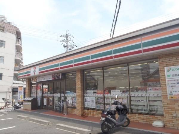セブンイレブン　向日梅ノ木店