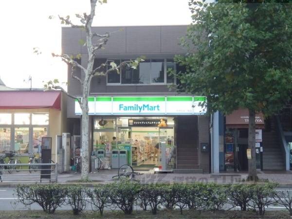 ファミリーマート　中徳烏丸二条店
