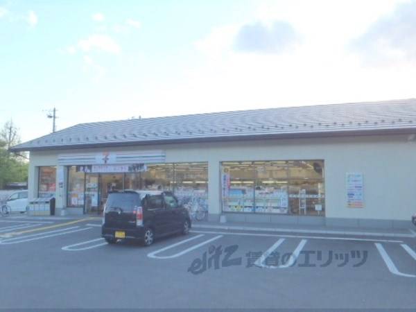 セブンイレブン 岩倉忠在地町店
