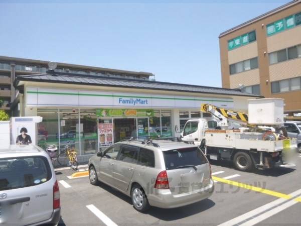 ファミリーマート　ＪＲ宇治駅前店