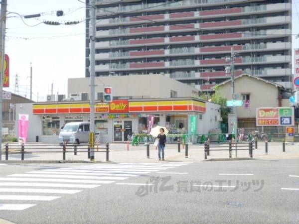 デイリーヤマザキ 六地蔵駅前店