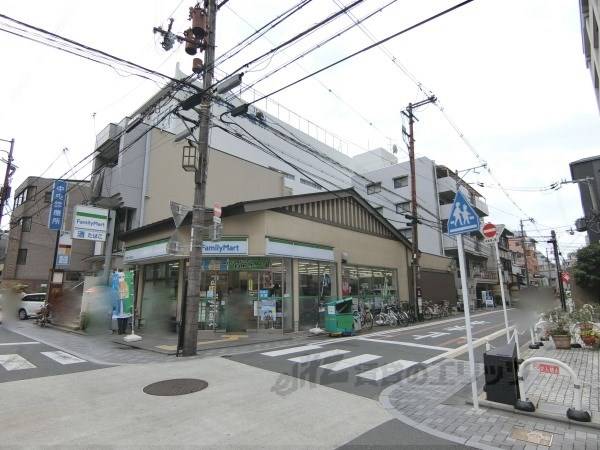 ファミリーマート 京都三条高倉店