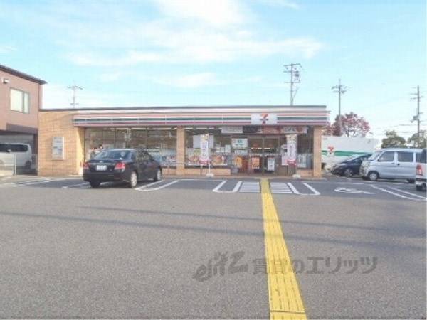 セブンイレブン　湖南岩根中央店