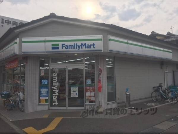 ファミリーマート 北野白梅町店