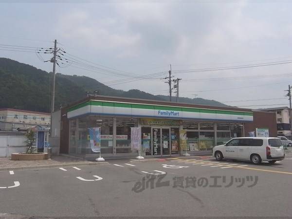 ファミリーマート 亀岡曽我部町店