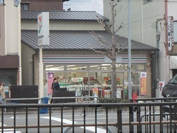 セブンイレブン　堀川丸太町店