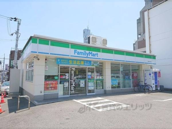 ファミリーマート　千里丘北口店