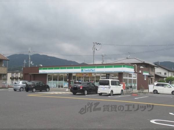 ファミリーマート 貴生川駅前店