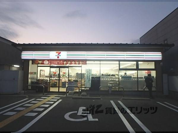 セブンイレブン 京阪鳥羽街道駅前店