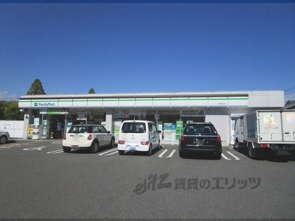 ファミリーマート　伏見墨染店