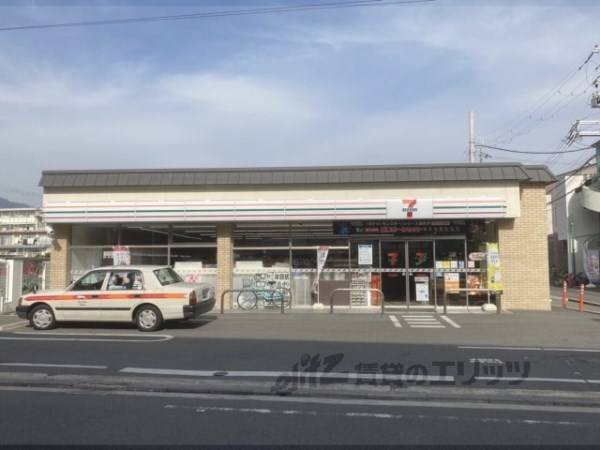 セブンイレブン　鹿王院駅前店