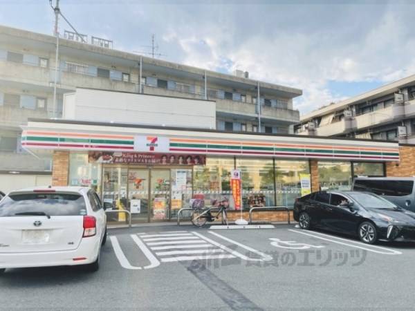 セブンイレブン　枚方伊加賀南町店