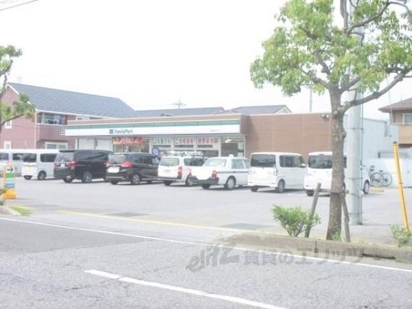 ファミリーマート　開出今店