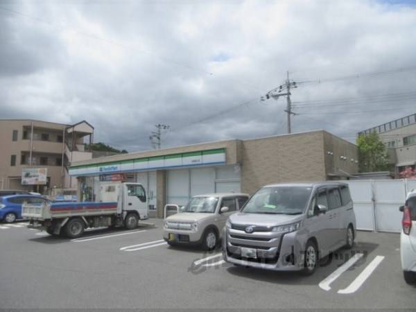 ファミリーマート　生駒俵口店