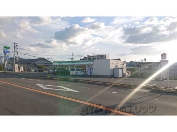 ファミリーマート 天理勾田町店