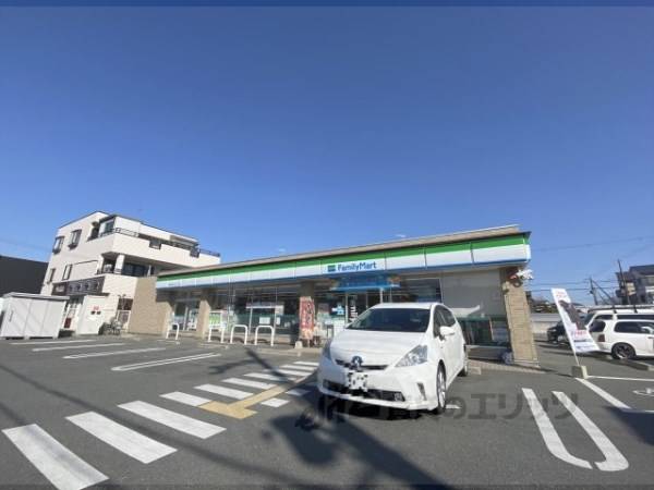 ファミリーマート 香芝真美ケ丘二丁目店