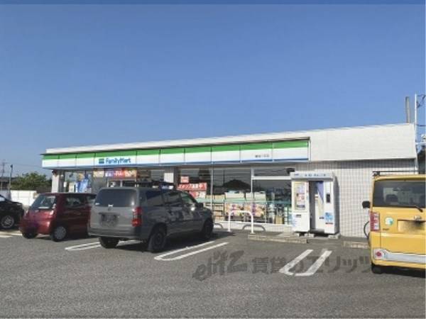 ファミリーマート　磯城三宅店