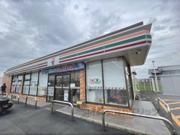 セブンイレブン　川西町唐院店