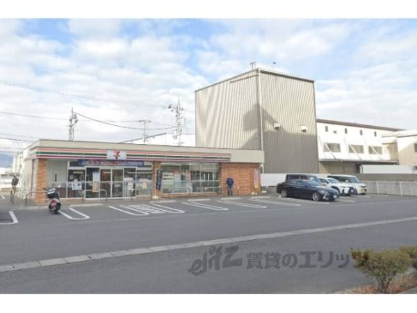 セブンイレブン　油小路上鳥羽店