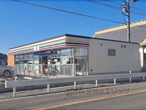 セブンイレブン　橿原御坊町店