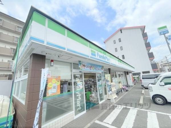ファミリーマート　東大阪西堤店