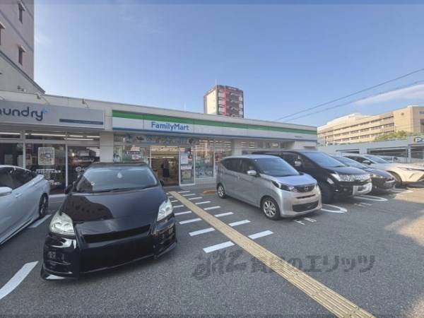 ファミリーマート　川西能勢口駅北店