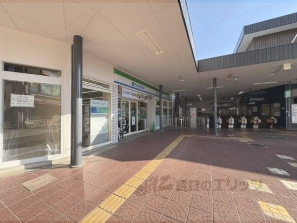 ファミリーマート　近鉄高田市駅前店