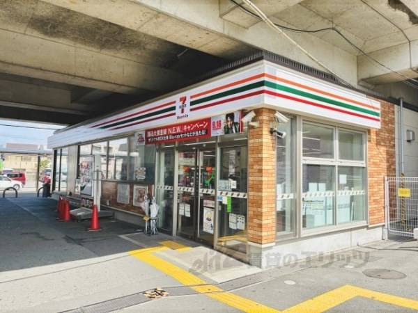 セブンイレブンハートイン　ＪＲ星田駅前店