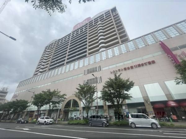 イオン　布施駅前店