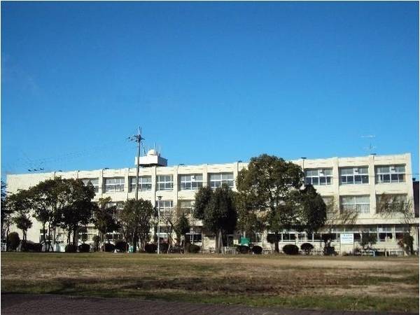 金城小学校