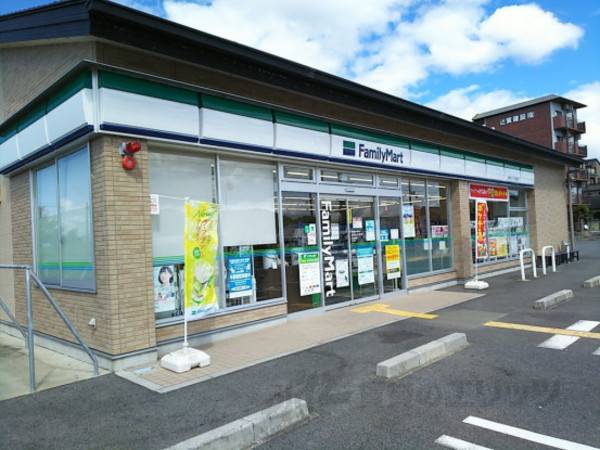 ファミリーマート　彦根ミシガン通り店