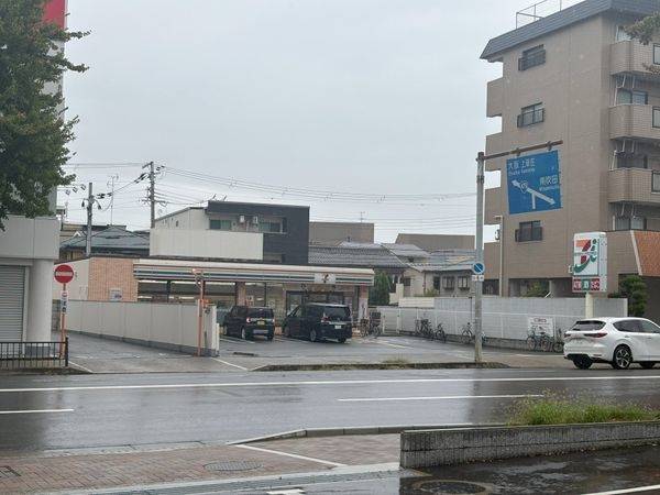 セブンイレブン吹田泉町2丁目店