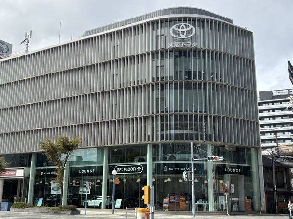 大阪トヨタNorth福島店
