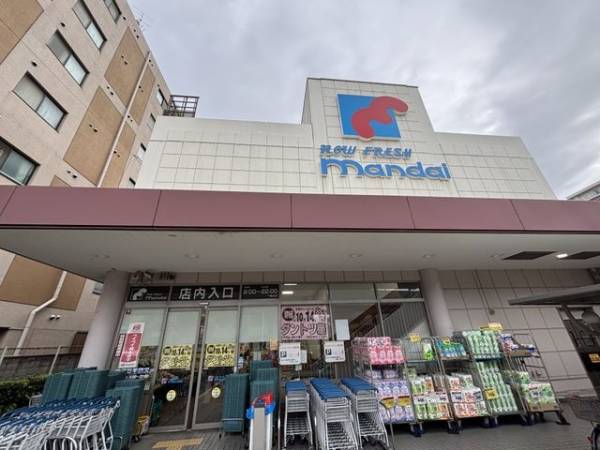 万代下新庄店