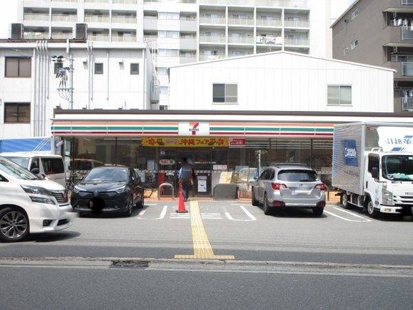セブンイレブン吹田江の木町店